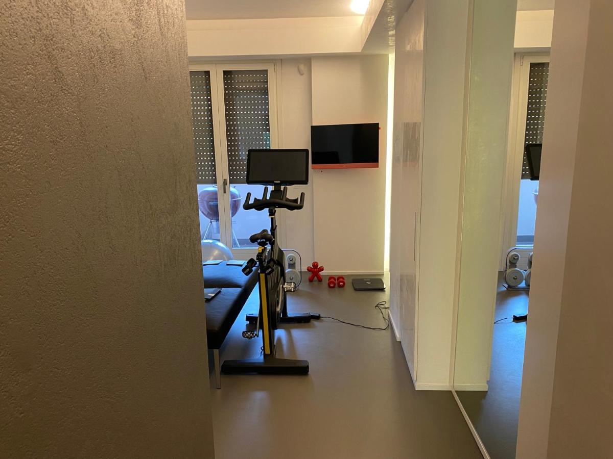 Via Cortirola Luxury Apartment Pesaro Kültér fotó