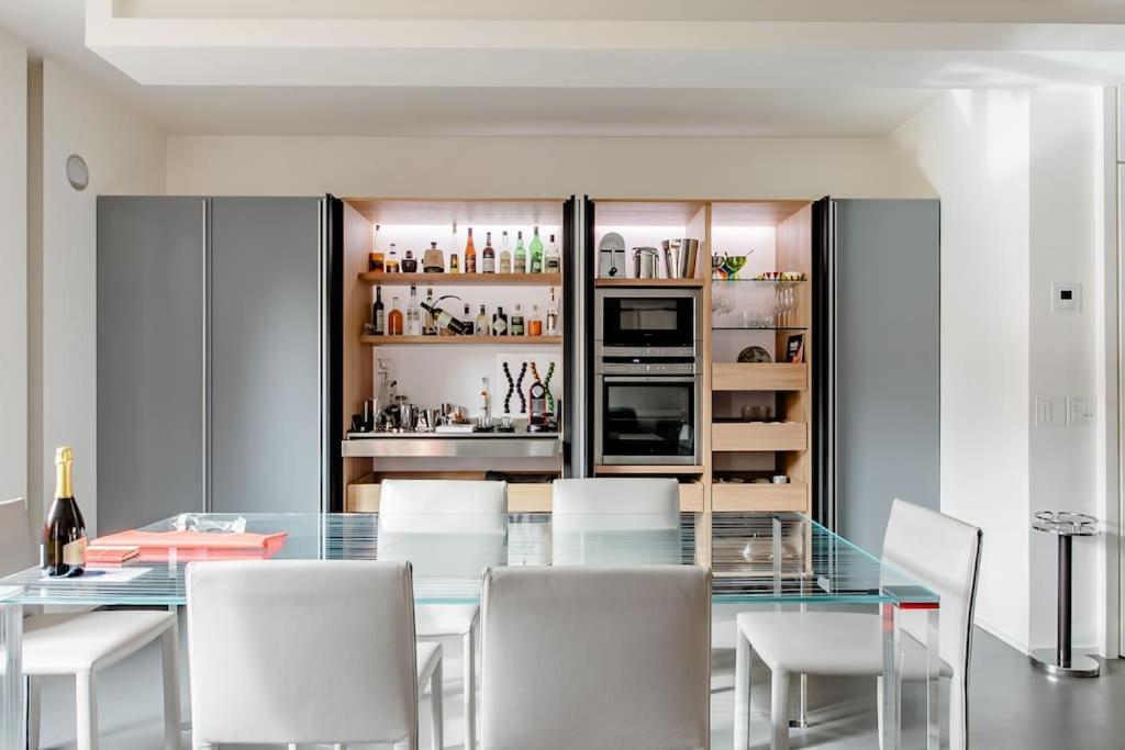 Via Cortirola Luxury Apartment Pesaro Kültér fotó